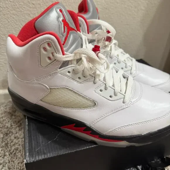 Air Jordan 5 Retro True White with Fire Red 2020 Size 10